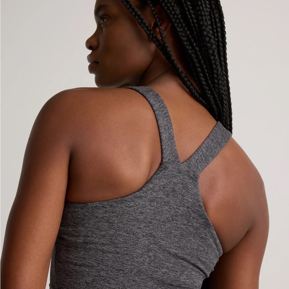 Quince ultra-Soft V-Neck Cropped Tank size Small NWOT - Picture 2 of 5